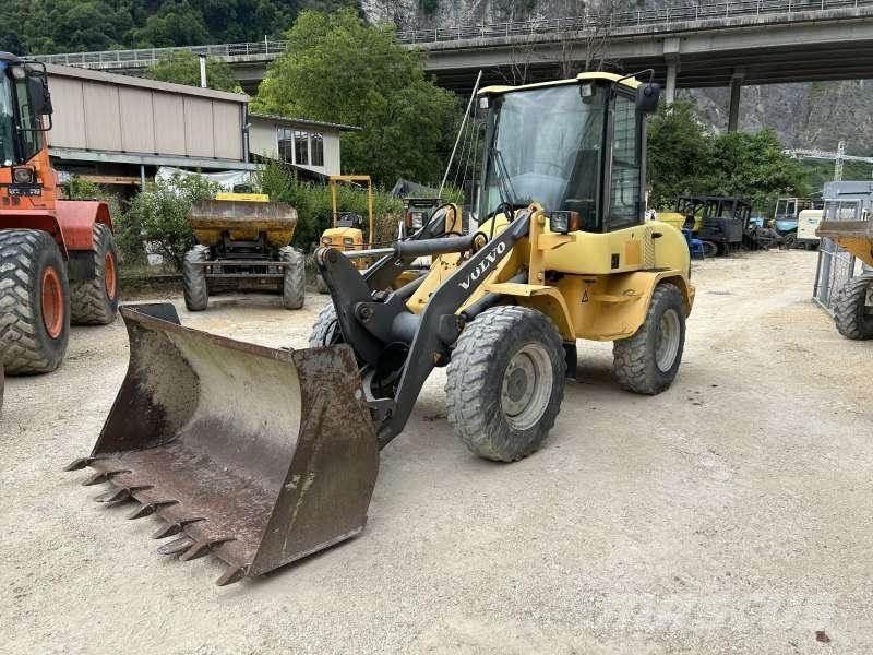 Volvo L30Z 小型裝載機