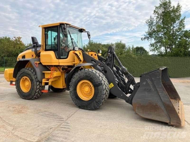 Volvo L90H 輪胎式裝載機