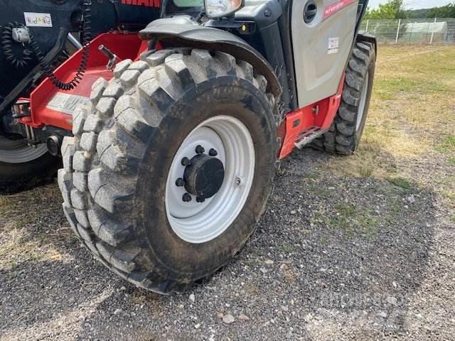 Manitou MLT735-120LSUPS 伸縮臂操作車