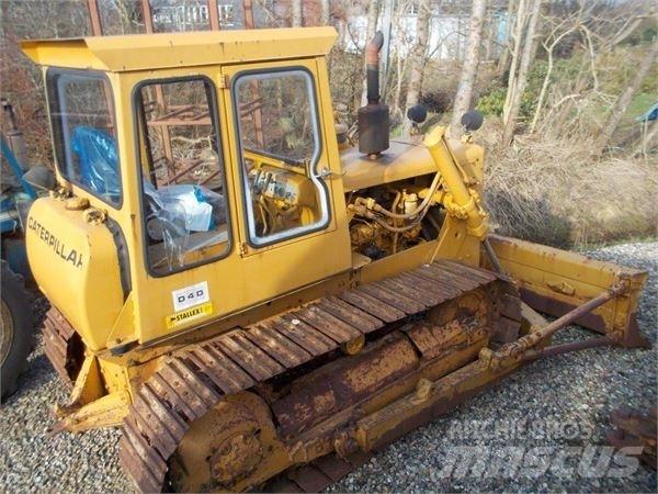 CAT D4D 履帶推土機