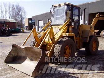 JCB 410 輪胎式裝載機