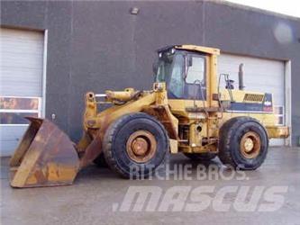 Komatsu WA450-1 輪胎式裝載機
