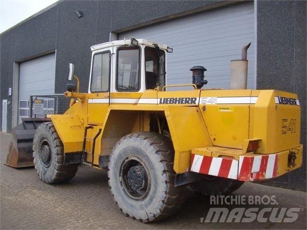 Liebherr 541 輪胎式裝載機