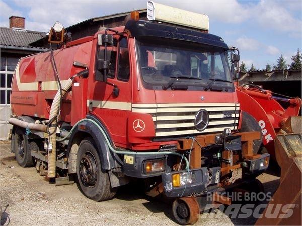 Mercedes-Benz 1824 其他貨車
