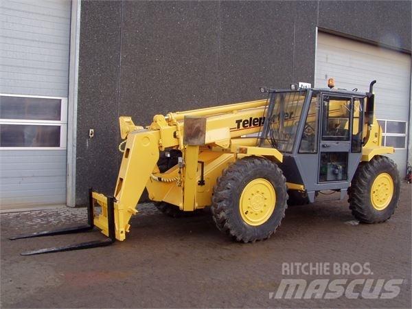 Sanderson 1335 伸縮臂操作車