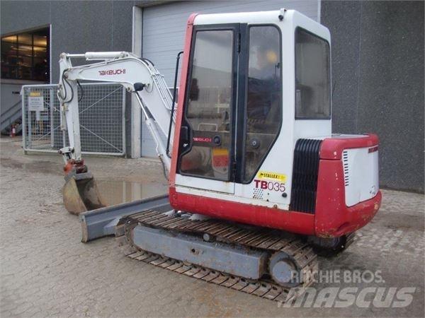 Takeuchi TB035 小型挖土機/掘鑿機<7t(小型挖掘機)