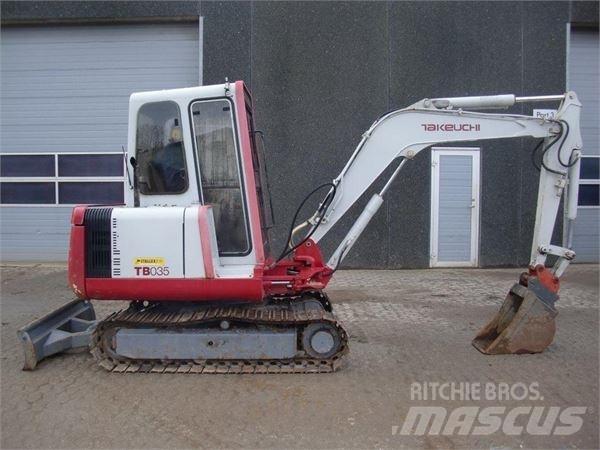 Takeuchi TB035 小型挖土機/掘鑿機<7t(小型挖掘機)