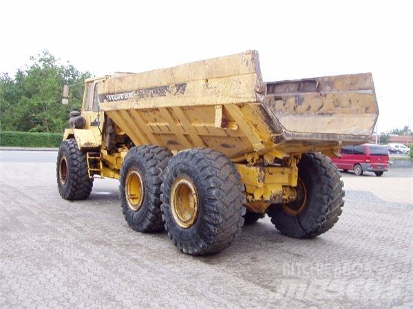 Volvo A25 鉸接式起吊車