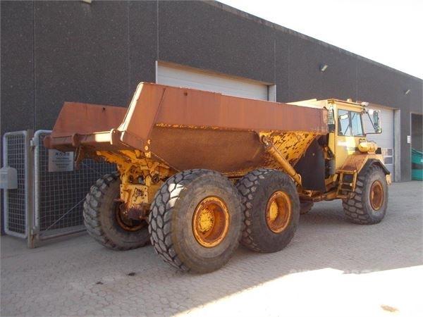 Volvo A25C 鉸接式起吊車