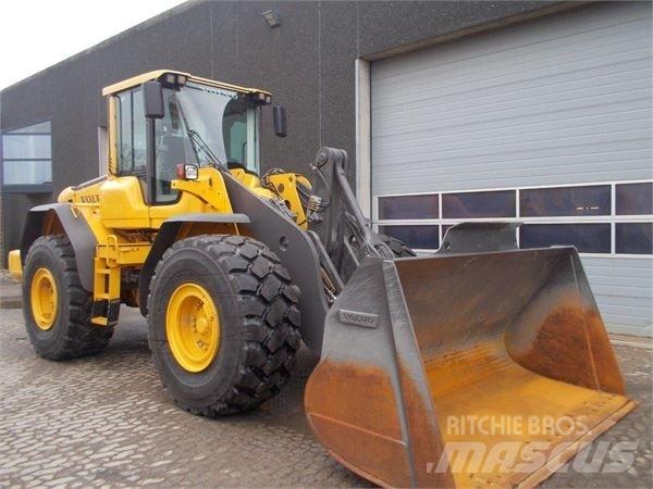 Volvo L110F 輪胎式裝載機