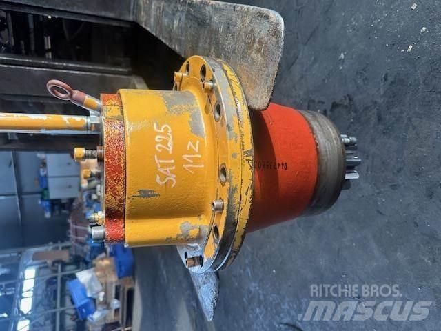 Liebherr SAT 225 底盤和懸架