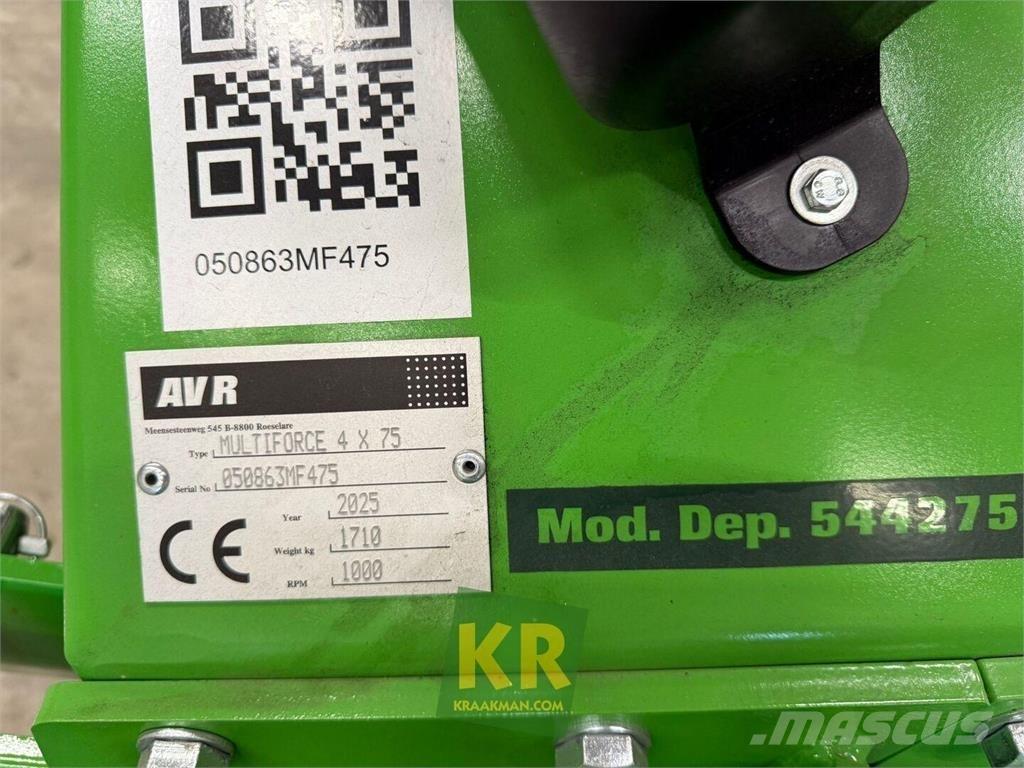 AVR MultiForce 行栽作物中耕機