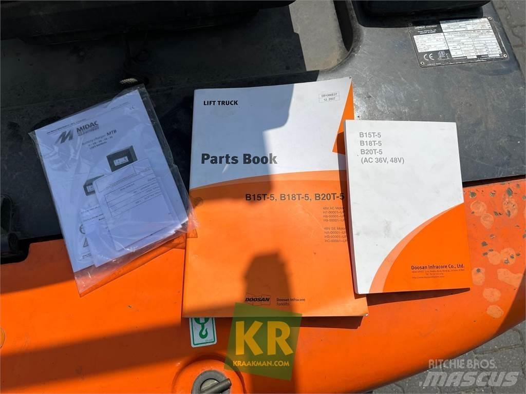 Doosan B18T 農業用伸縮臂裝載機