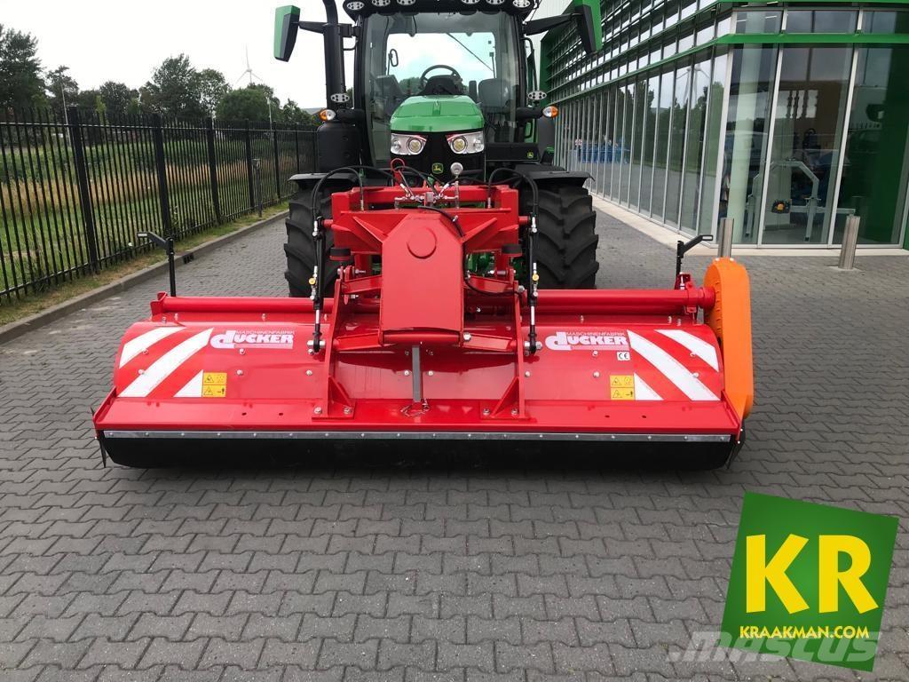 Dücker UM 莖葉去葉機