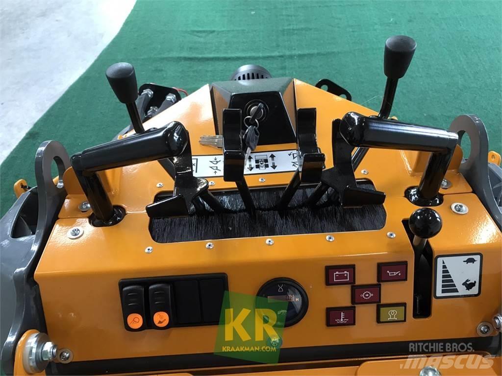 GiANT SK252D 前端裝載機和挖掘機