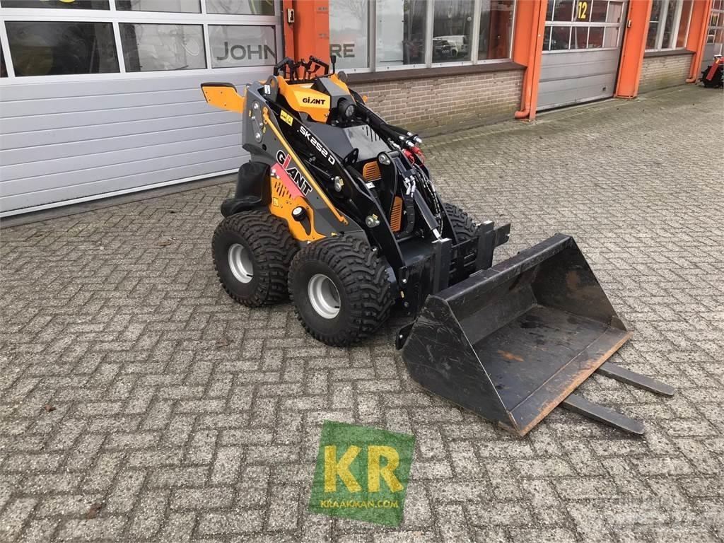 GiANT SK252D 前端裝載機和挖掘機