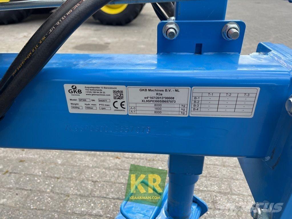  GKB Sandspreader 砂鹽撒布機