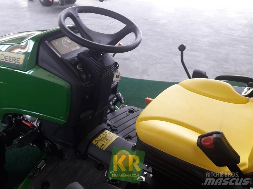 John Deere 1026R 小型曳引機