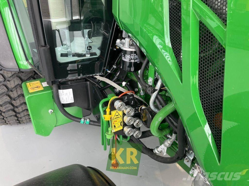 John Deere 4066R 小型曳引機
