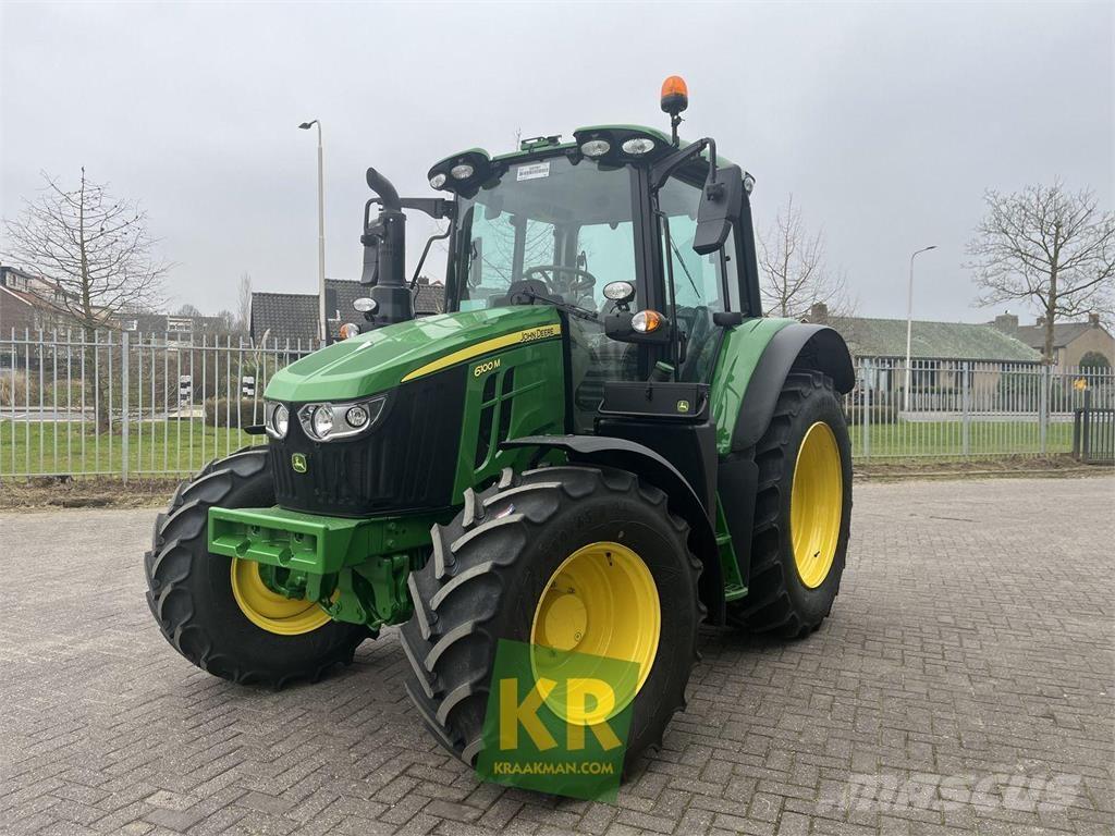 John Deere 6100M 曳引機