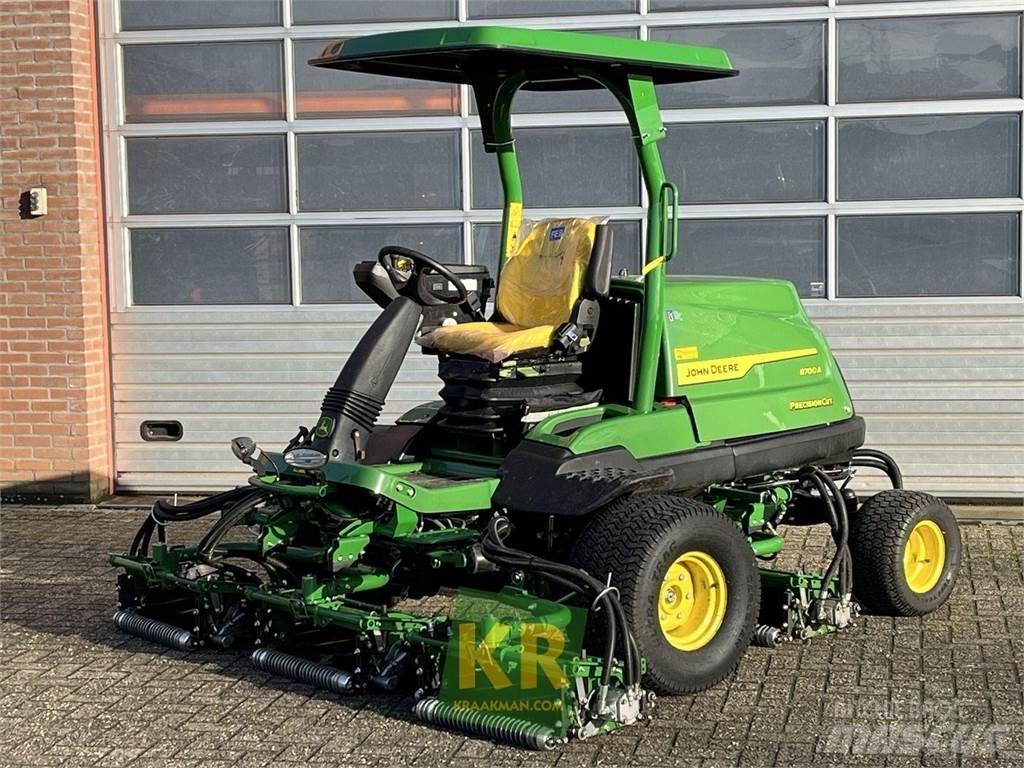 John Deere 8700A 果嶺割草機