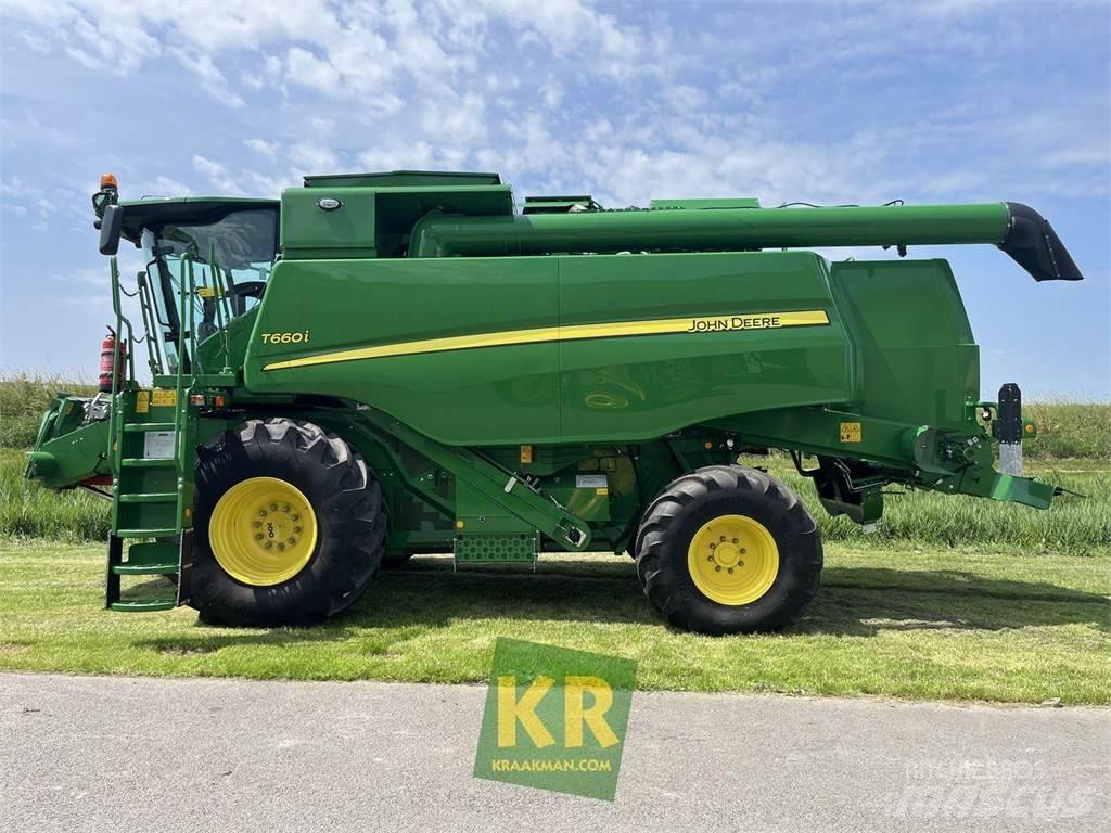 John Deere T660 聯合收穫機