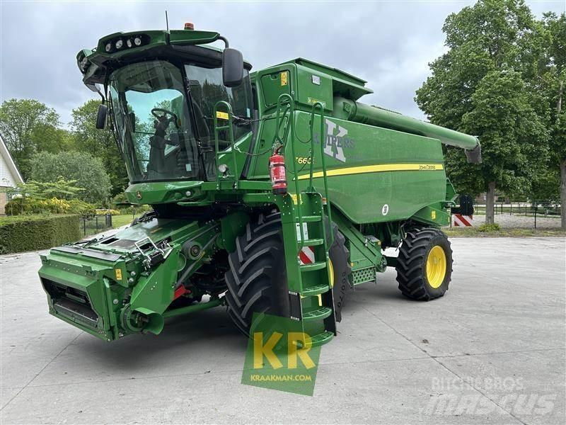 John Deere T660 聯合收穫機