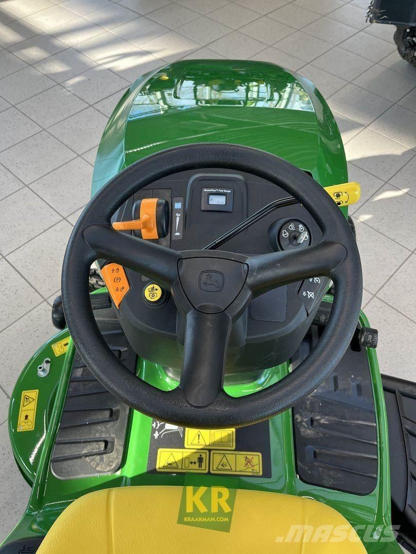 John Deere X127 騎乘式割草機