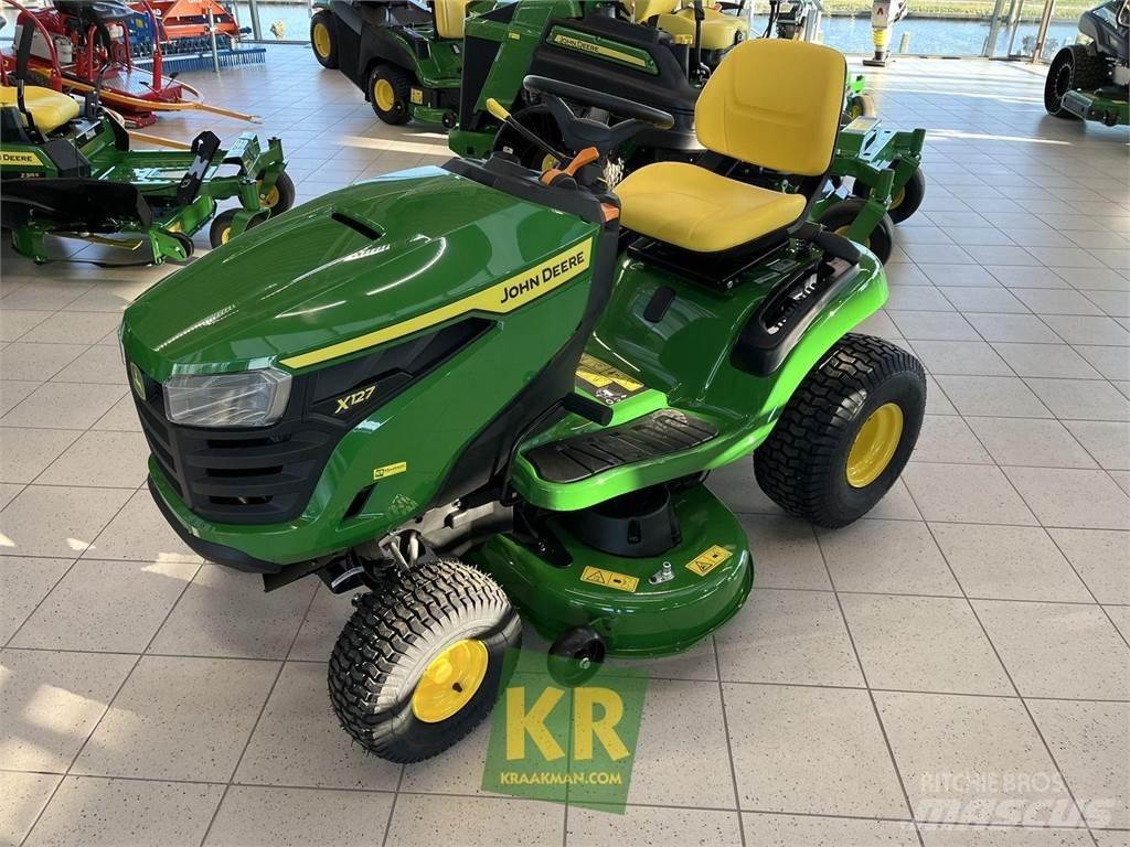 John Deere X127 騎乘式割草機