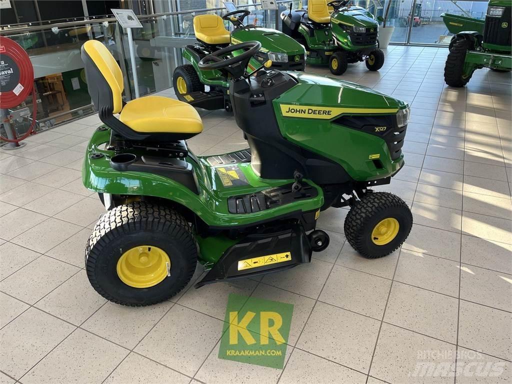 John Deere X127 騎乘式割草機