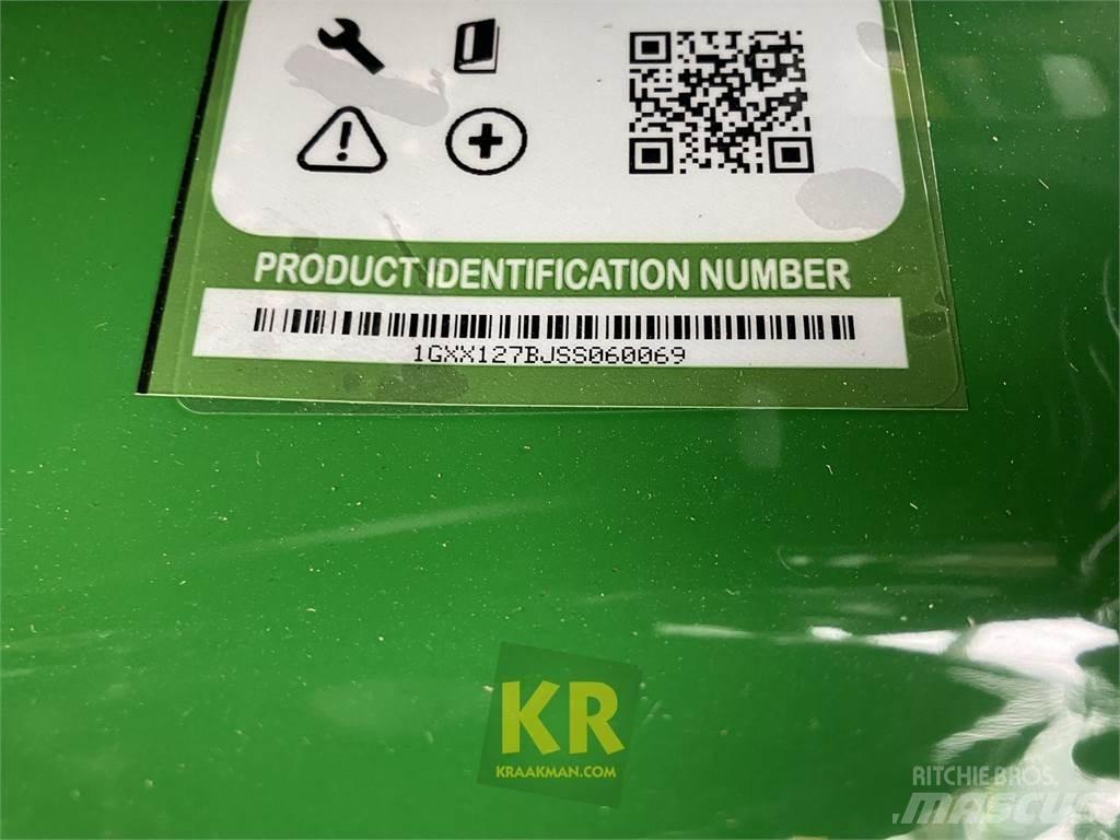 John Deere X127 騎乘式割草機