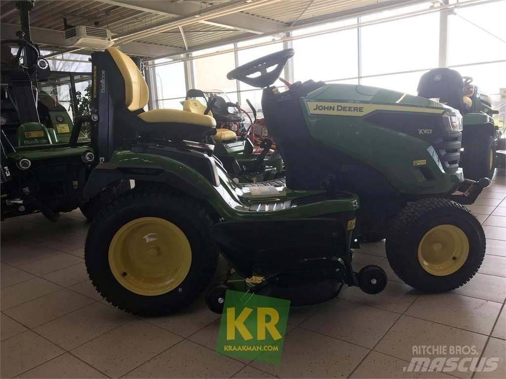 John Deere X167 騎乘式割草機