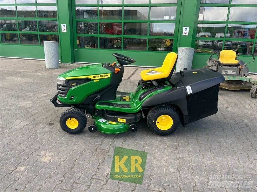 John Deere X167R 騎乘式割草機