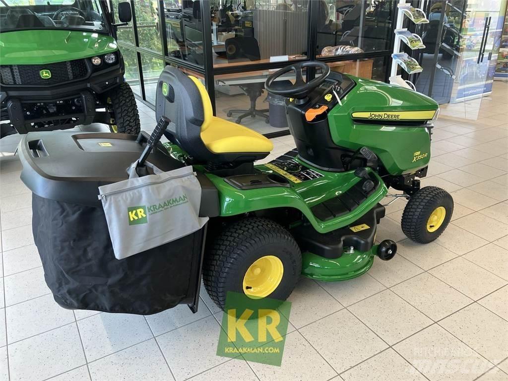 John Deere X350R 騎乘式割草機
