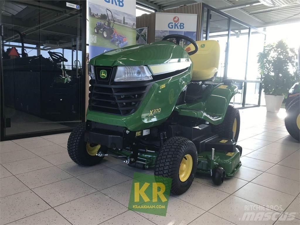 John Deere X370 騎乘式割草機