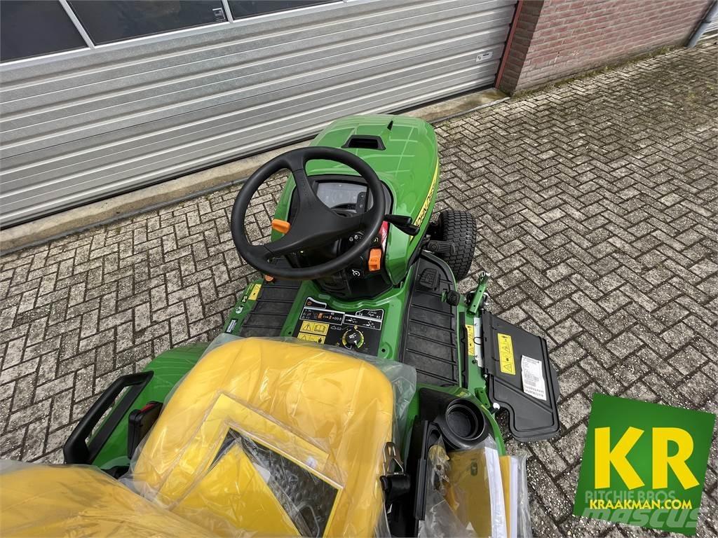 John Deere X940 騎乘式割草機