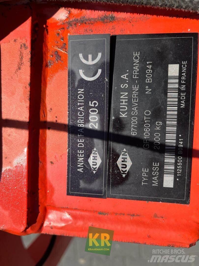Kuhn GF 10601 耙與翻草機