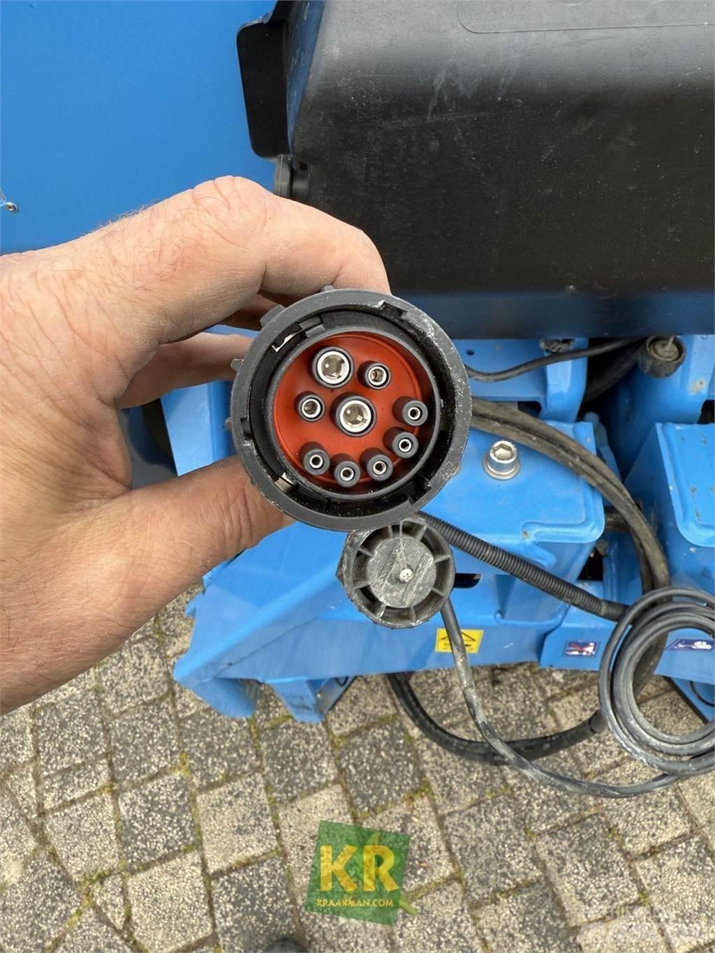 Lemken Polaris 14 肥料撒佈機
