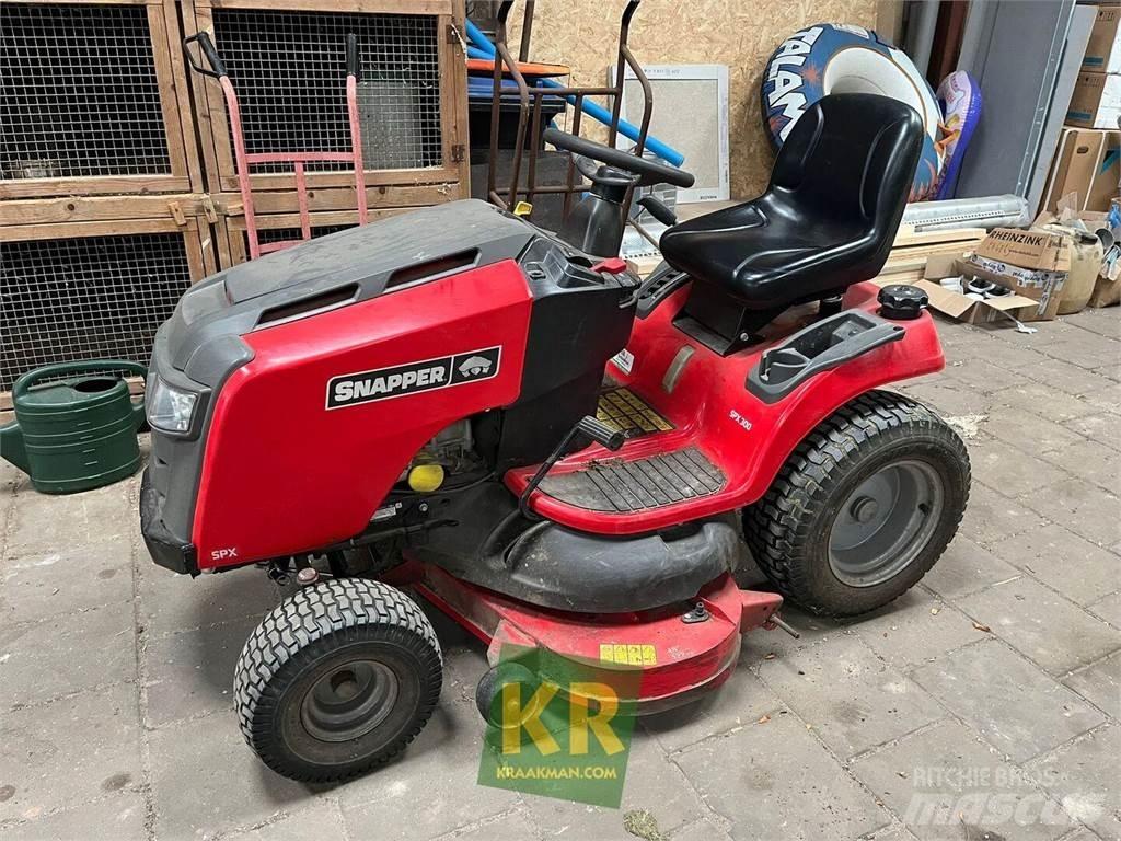 Snapper SPX 300 騎乘式割草機