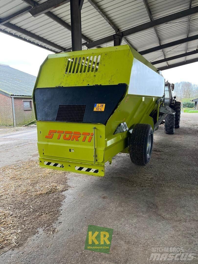 Storti MT160 混合餵料機