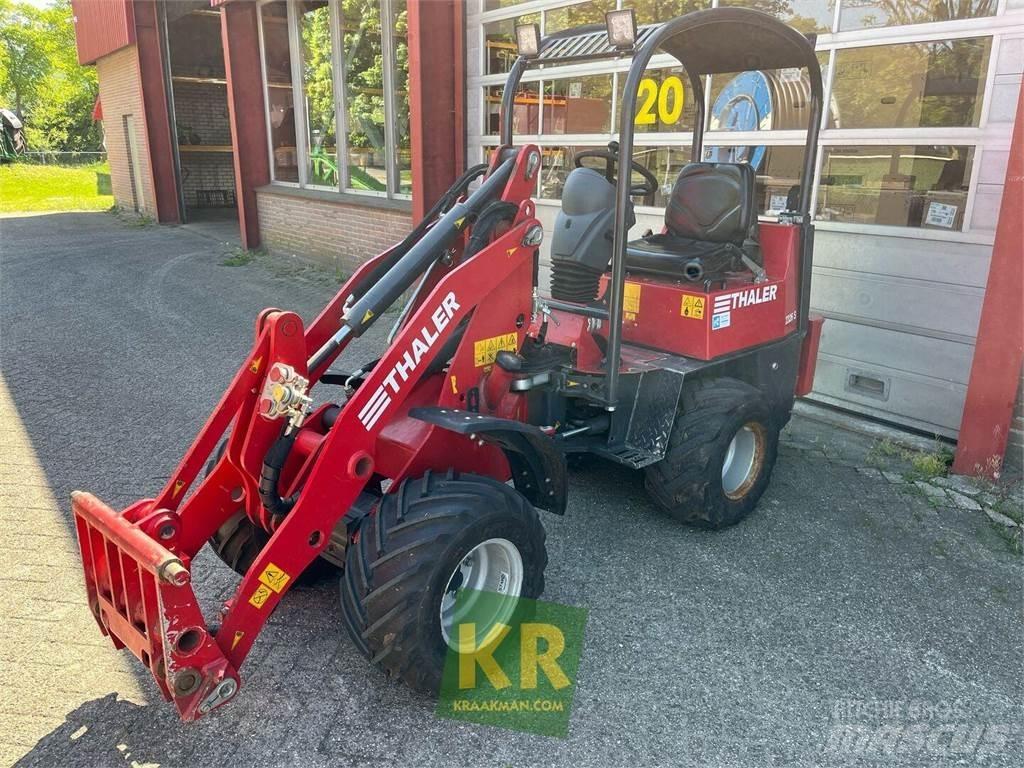 Thaler 2326S 前端裝載機和挖掘機