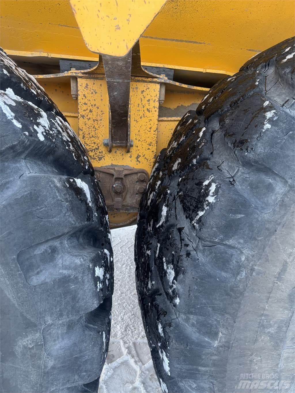 Volvo A60H 鉸接式起吊車