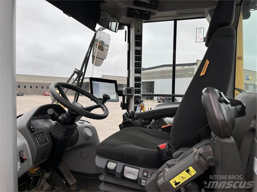 Volvo L60H 輪胎式裝載機