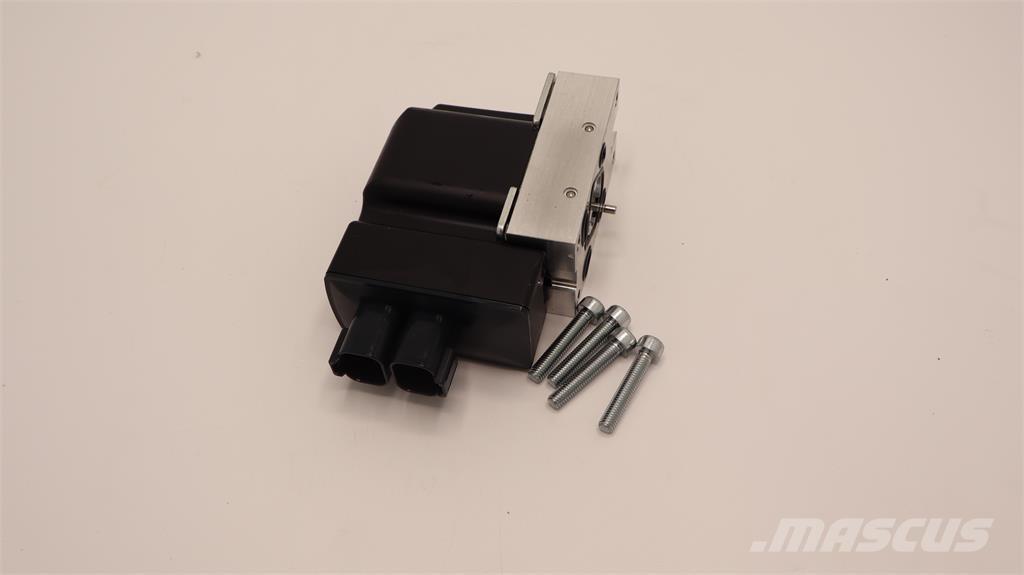 Volvo AKTUATOR 底盤和懸架