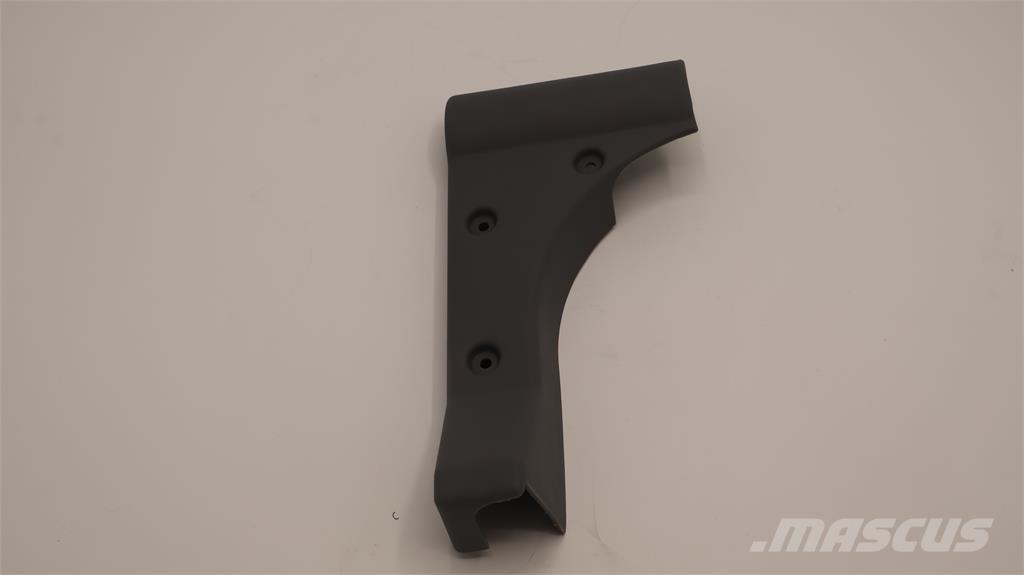 Volvo COVER 駕駛室與內部