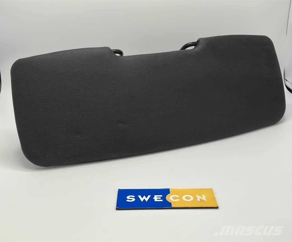 Volvo SOLSKYDD 駕駛室與內部