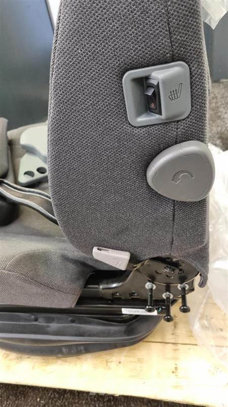 Volvo STOL 駕駛室與內部