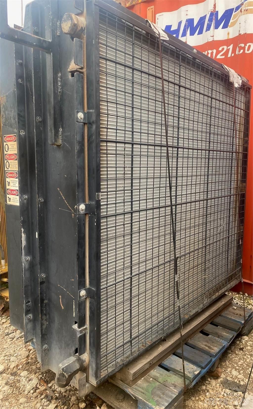 CAT C27 散熱器/水箱