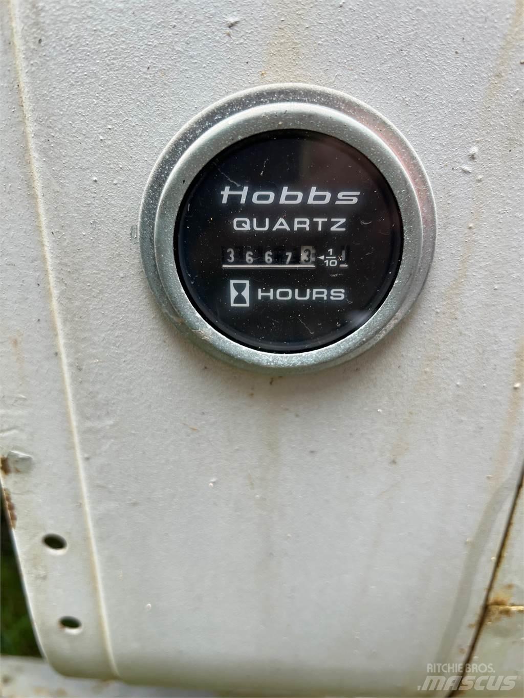 Detroit 353 引擎/發動機