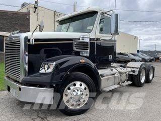 Freightliner 122SD 曳引機組件